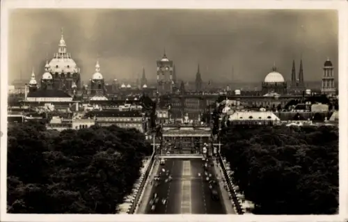 Ak Berlin Mitte, Brandenburger Tor, Blick von der Siegessäule