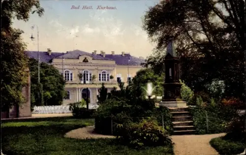 Ak Bad Hall Oberösterreich,Blick auf Kurhaus und Garten