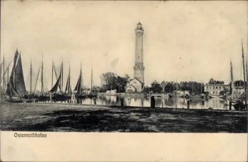 Ak Chorzelin Osternothafen Świnoujście Swinemünde Pommern, Hafen, Leuchtturm, Fischerboote