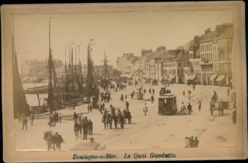 Foto Boulogne sur Mer Pas de Calais, Quai Gambetta