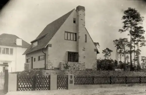 Foto Ak Berlin Zehlendorf Nikolassee, Wohnhaus, Garten