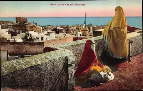 Ak Algier Alger Algerien, Totale von den Terrassen aus, Frauen in Gewandung