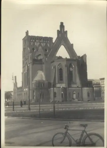Original Foto Berlin Kreuzberg, Am Urban, Melanchthonkirche, um 1946, ca. 17x12 cm