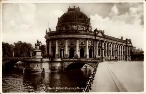 Ak Berlin Mitte, Kaiser-Friedrich-Museum