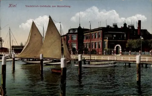 Ak Schilksee Kiel,  Yachtklub-Gebäude am Strandweg