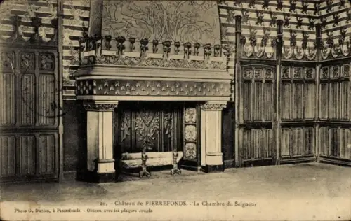 Ak Pierrefonds Oise, Château de PIERREFONDS, La Chambre du Seigneur, cheminée, Boiserie