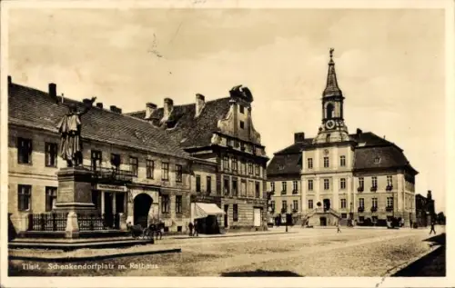 Ak Sowjetsk Tilsit Ostpreußen, Schenkendorfplatz, Rathaus, Denkmal