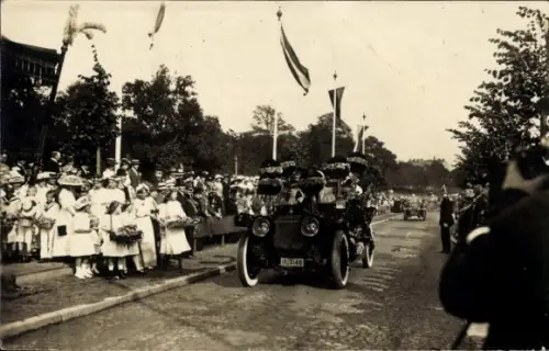 Foto Ak Chemnitz in Sachsen, Fest, Autos
