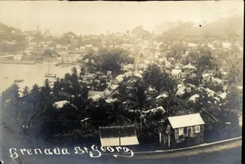 Foto St. George's Grenada, Blick zur Stadt