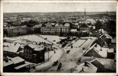 Ak Jelgava Mitau Lettland, Markt in Mitau, Trinitatiskirche, Marktplatz-Vogelperspektive