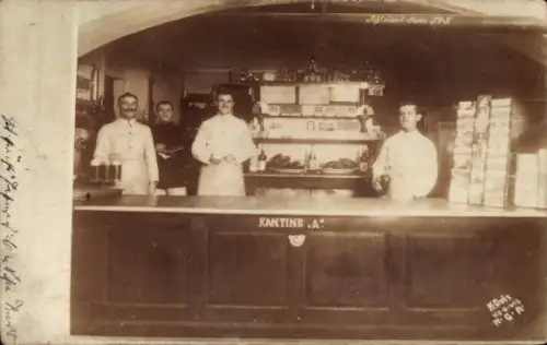 Foto Ak Dresden Neustadt, Kantine A, Tresen