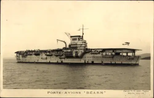 Ak Französisches Kriegsschiff Bearn, Porte Avions