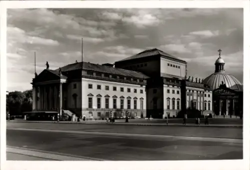 Ak Berlin Mitte, Staatsoper