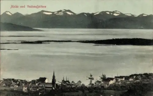 Ak Molde Norwegen, Molde mit Vestnesfjeldene, Kirche, Hafen, Segelschiffe, Inseln
