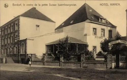 Ak Berdorf Luxemburg, Berdorf, Hôtel Kinnen, Zentrum der kleinen luxemburgischen Schweiz
