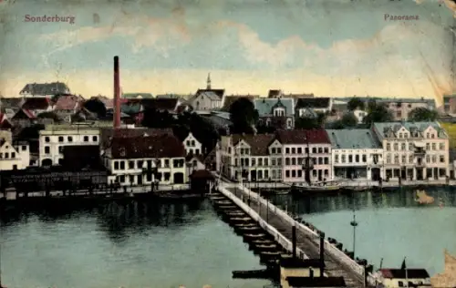 Ak Sønderborg Sonderburg Dänemark,  Panorama, Hafen, Brücke, Uferhäuser, Kirchturm