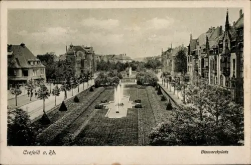 Ak Krefeld am Niederrhein, Bismarckplatz, Fontänen