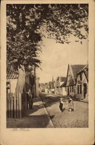 Ak Heide in Holstein, Kinder auf der Pflasterstraße