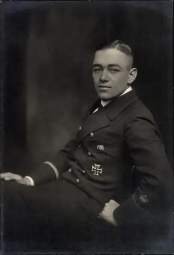 Foto Deutscher Soldat in Uniform, Seemann, Kaiserliche Marine, Offizier mit Eisernem Kreuz