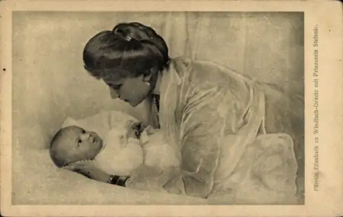 Ak Fürstin Elisabeth zu Windisch Graetz mit Prinzessin Stefanie
