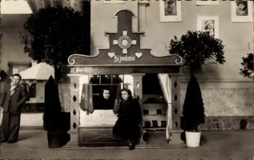 Ak Liliputaner-Dorf Gnidley, Grand Palais Paris 1949