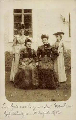 Foto Ak Großdrebnitz Bischofswerda Sachsen, vier Frauen, Portrait, 1902
