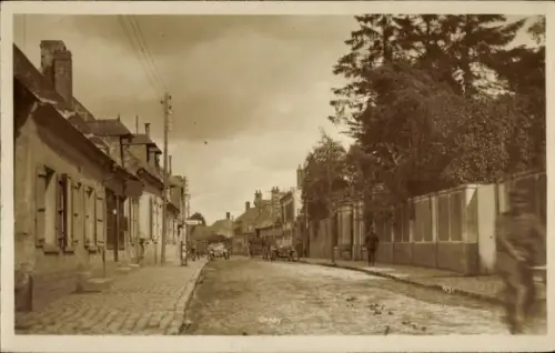 Foto Ak Crépy Aisne, Straßenansicht