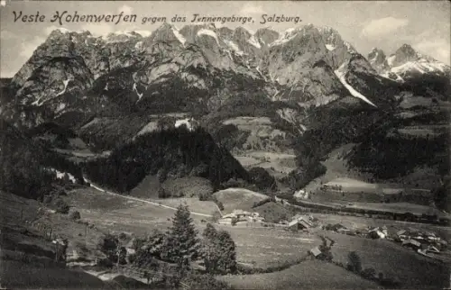Ak Werfen in Salzburg, Festung Hohenwerfen, Tennengebirge
