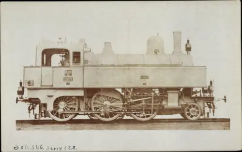 Foto Ak Österreichische Staatsbahn, Dampflokomotive 12 803