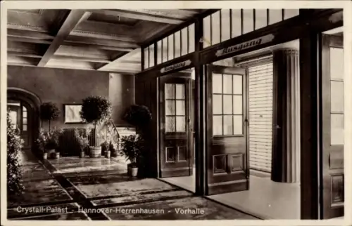 Ak Herrenhausen Hannover in Niedersachsen, Crystall Palast, Vorhalle