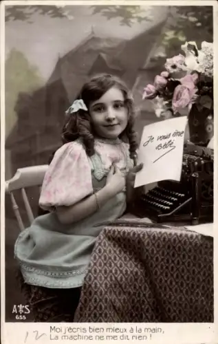 Ak Mädchen mit Schreibmaschine, Blumen, coloriert
