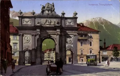 Ak Innsbruck in Tirol, Triumphpforte