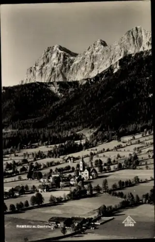 Ak Ramsau Steiermark, Gesamtansicht der Stadt mit Dachstein