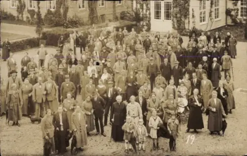 Foto Ak Bad Driburg in Westfalen, Gruppenbild