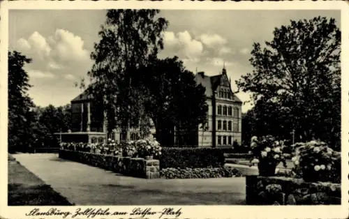Ak Flensburg in Schleswig Holstein, Lutherplatz, Zollschule