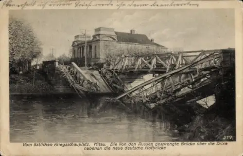 Ak Mitau Lettland, Von Russen gesprengte Brücke mit Notbrücke, 1. WK