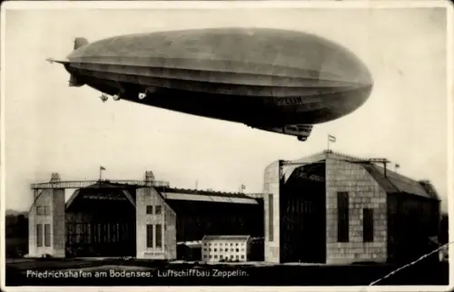 Ak Friedrichshafen am Bodensee, Luftschiffbau Zeppelin, Hangar, LZ 127 Graf Zeppelin