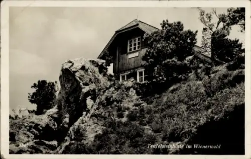 Ak Perchtoldsdorf in Niederösterreich, Teufelsteinhütte im Wienerwald