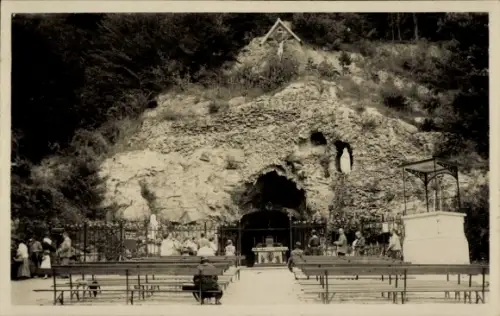 Ak Maria Gugging Klosterneuburg in Niederösterreich, Lourdes Grotte