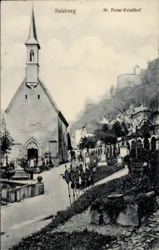 Ak Salzburg in Österreich, St. Peter Friedhof, Kapelle, Gräber