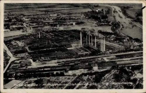 Ak Riesa an der Elbe Sachsen,  Mitteldeutsche Stahlwerke A.G., Stahlwerk, Luftaufnahme, Bahnanlag