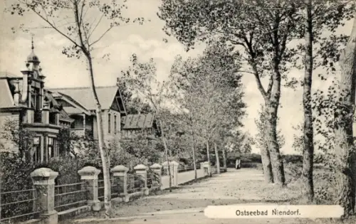 Ak Ostseebad Niendorf Timmendorfer Strand, Straßenansicht
