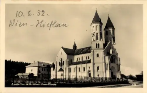 Ak Amstetten in Niederösterreich, Herz Jesu Kirche