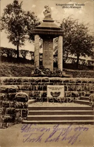 Ak Wickede an der Ruhr, Kriegerdenkmal  Säulen, sitzende Figur, Treppe