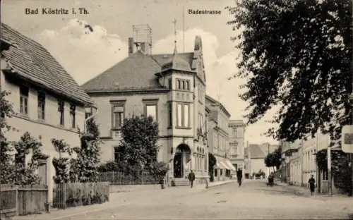 Ak Bad Köstritz an der Weißen Elster Thüringen, Blick in die Badestraße, Passanten