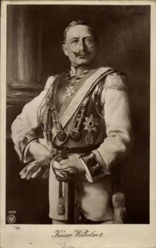 Ak Kaiser Wilhelm II., Standportrait, Garde du Corps, Uniform, Orden