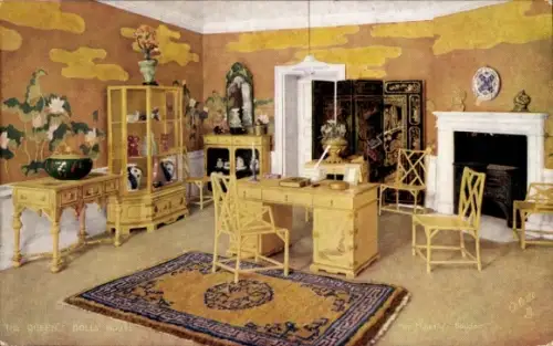 Ak Queen's Dolls' House, her majesty's boudoir