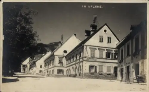 Ak Aflenz Steiermark, In  Straßenansicht, Häuserzeile