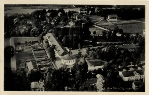 Ak Bad Tölz in Oberbayern, Fliegeraufnahme