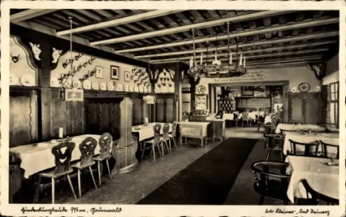 Ak Glatz Schlesien, Blick in die Hindenburgbaude, Stube